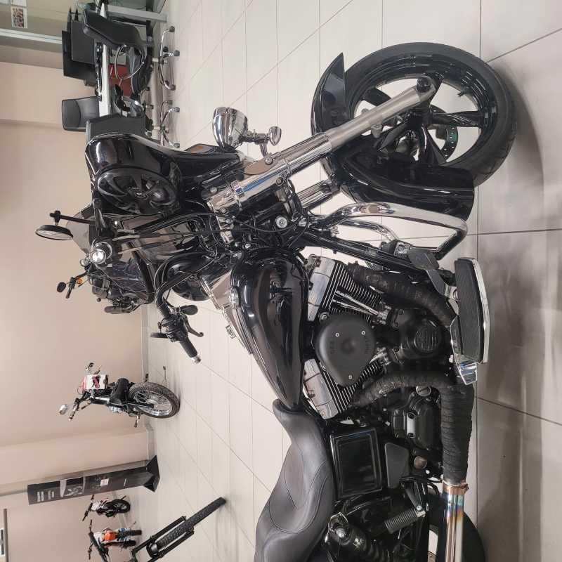 Harley-Davidson 1690 Switchback - 2012