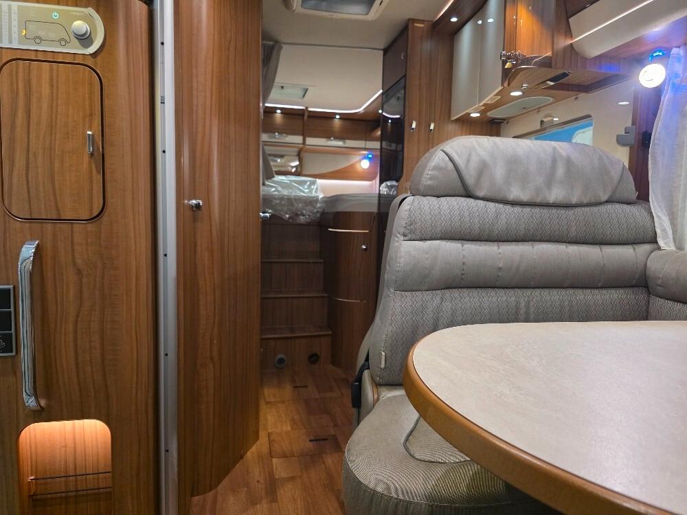 CAMPER HYMER B 588 PREMIUM LINE