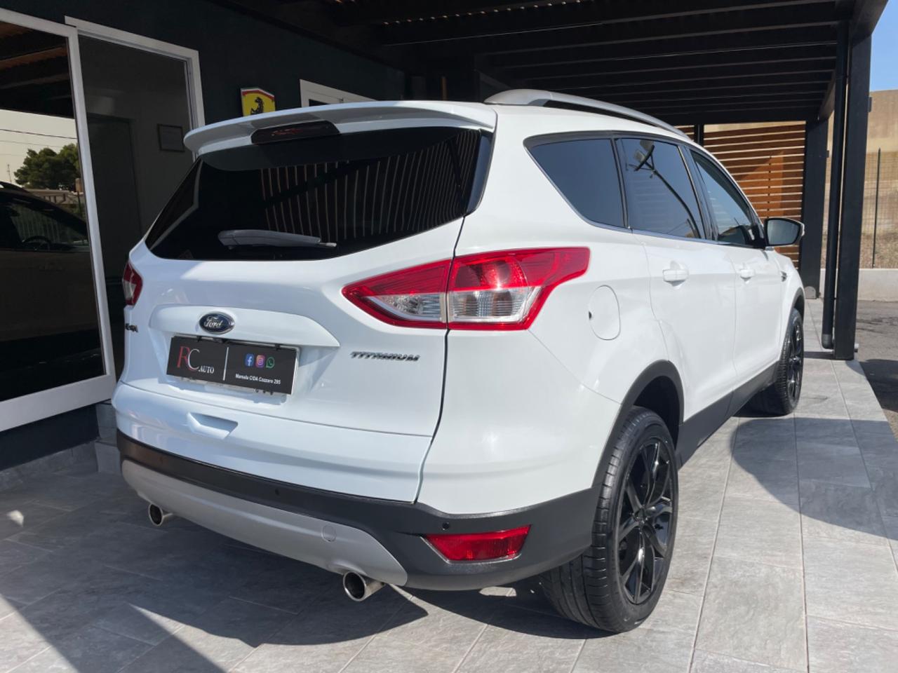 Ford Kuga 2.0 TDCI 150 CV S&S 4WD Titanium