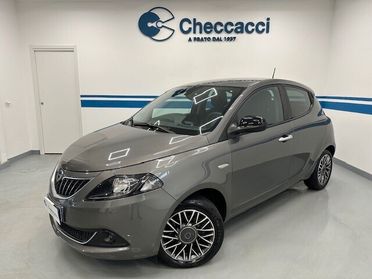 Lancia Ypsilon 1.0 firefly hybrid Gold Plus s