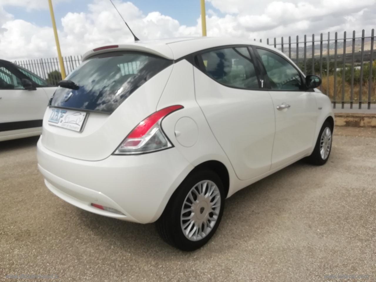 LANCIA Ypsilon 1.3 MJT 95 CV 5p. S&S Gold