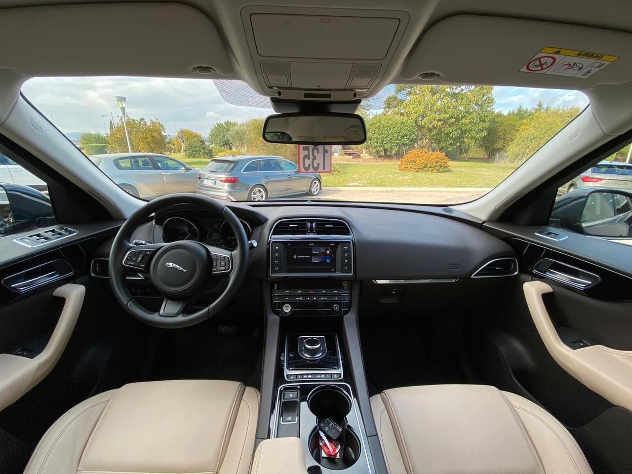 Jaguar F-Pace 2.0 D 180 CV AWD Prestige