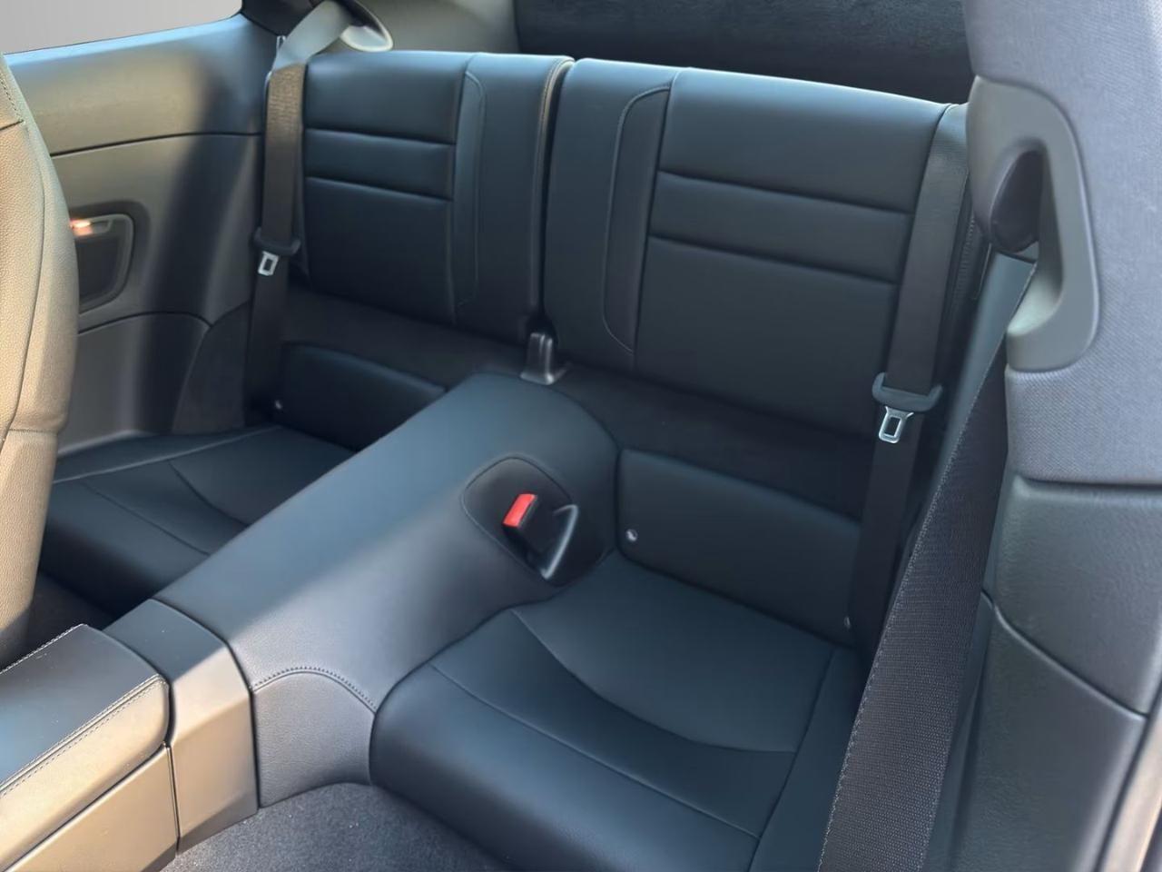 PORSCHE 992 911 Carrera