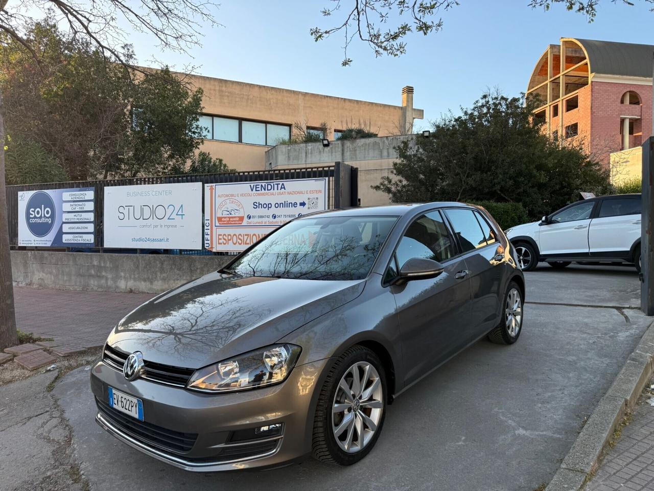 Volkswagen Golf 7 TDI AUT. 7M DIST. FATTA