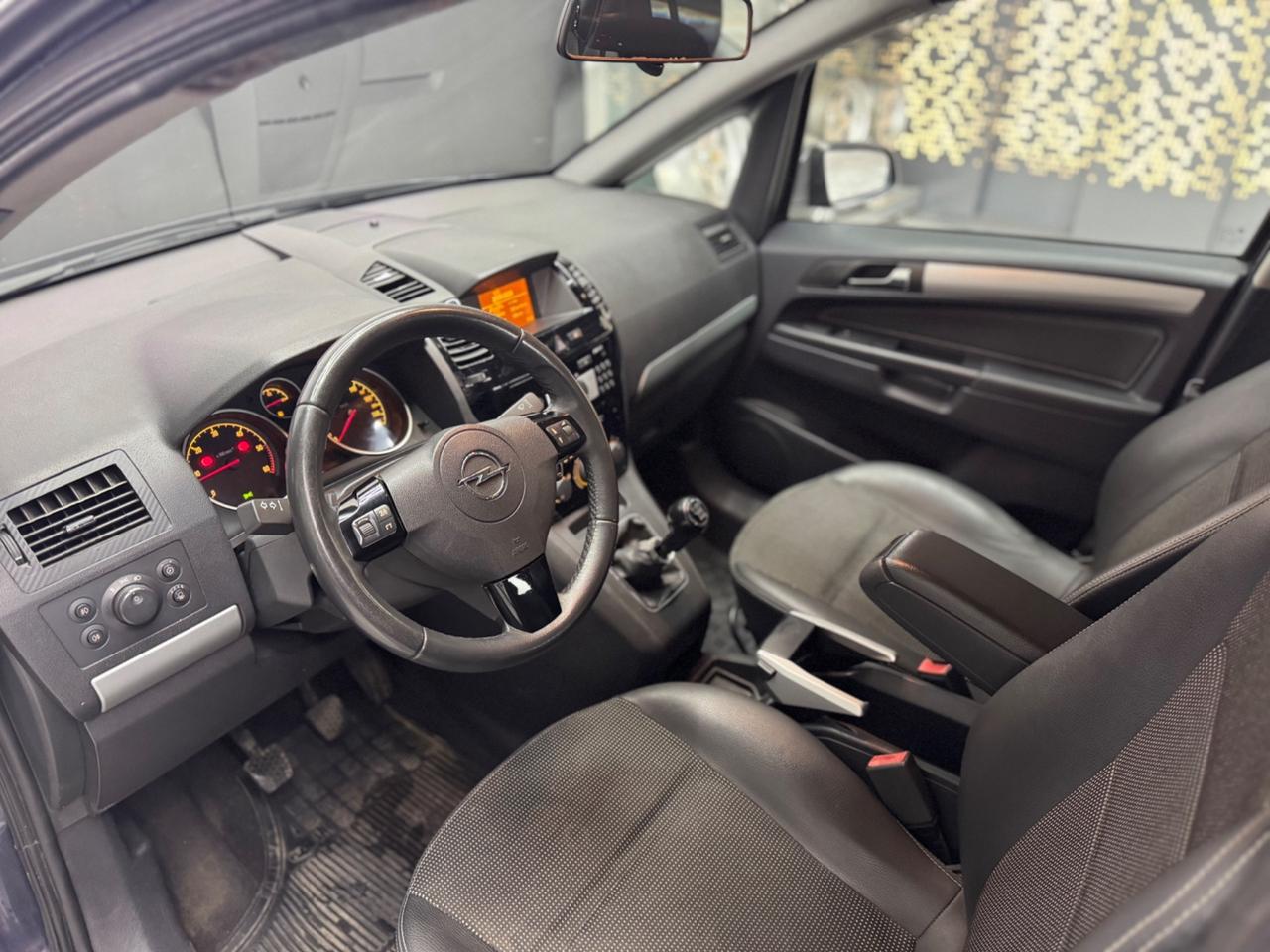 Opel Zafira 1.9 Diesel 7POSTI