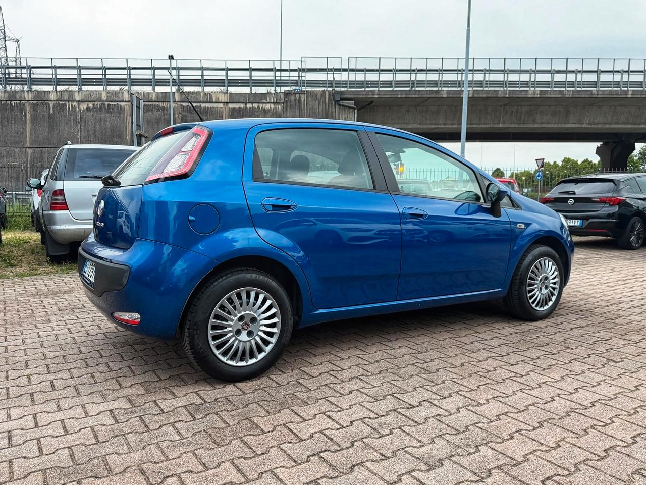 Fiat Punto Evo 1.2 5 porte OK NEOPATENTATI