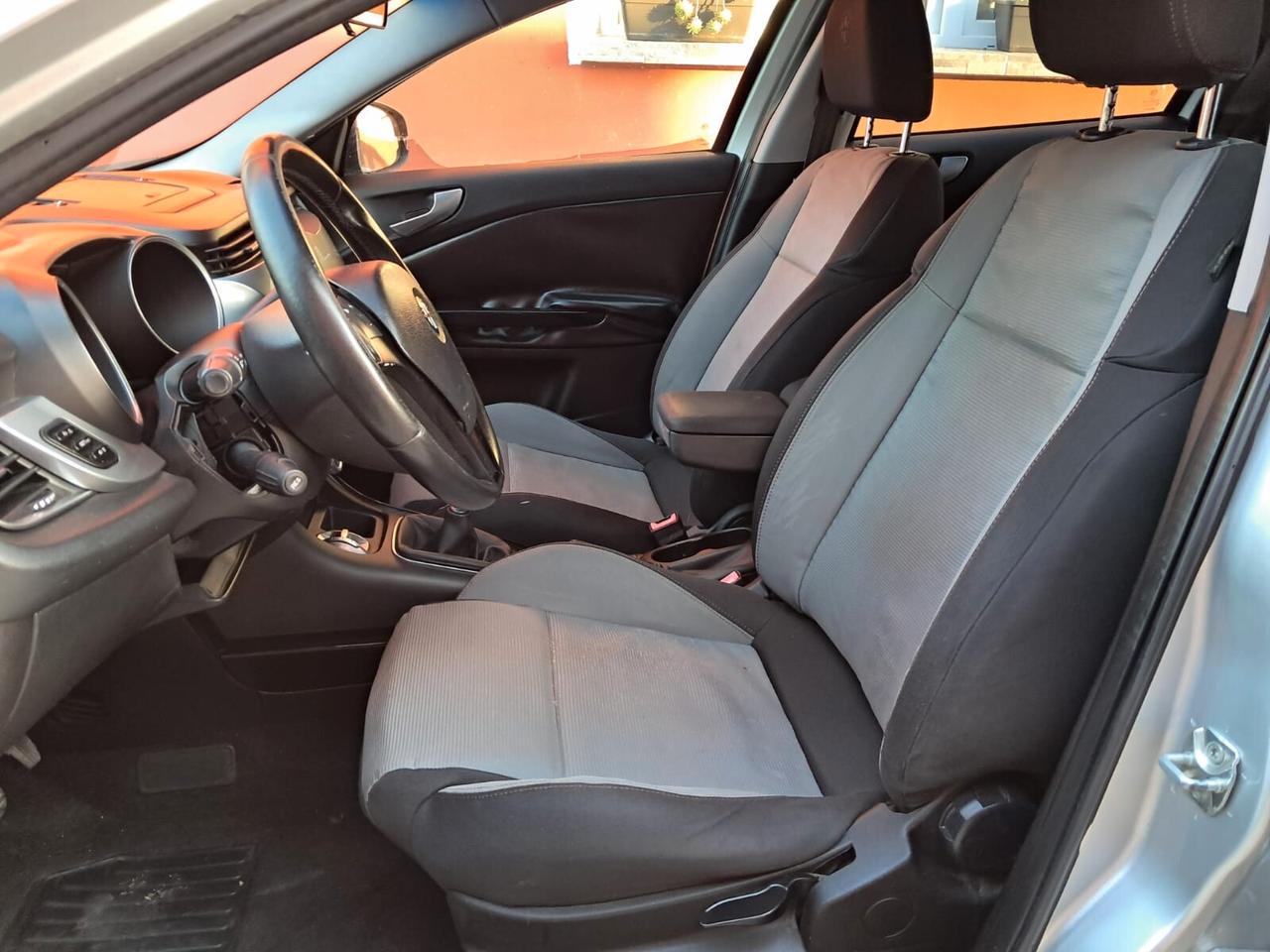 Alfa Romeo Giulietta 2.0 JTDm-2 140 CV Distinctive
