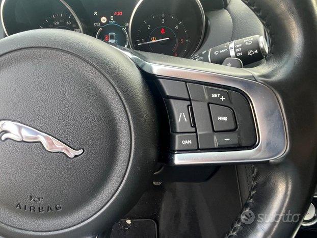 JAGUAR F-PACE 2.0d i4 R-Sport 180cv auto my20