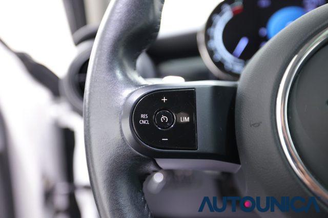 MINI Cooper 1.5 COOPER CAMDEN 5PORTE AUTOMATICA TETTO PANORAMA