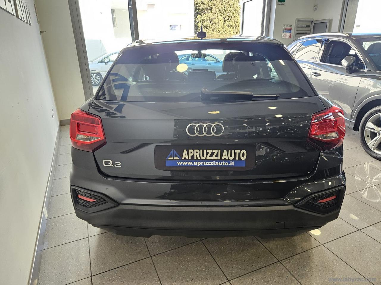 AUDI Q2 30 TDI S tronic Business