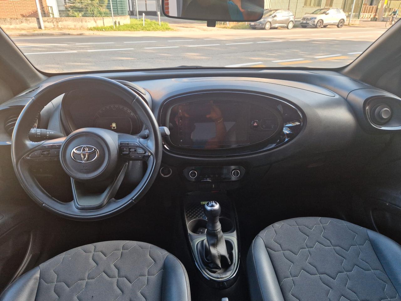 Toyota Aygo X 1.0 72cv Lounge - 1 Propr. - Tagliandi Certificati