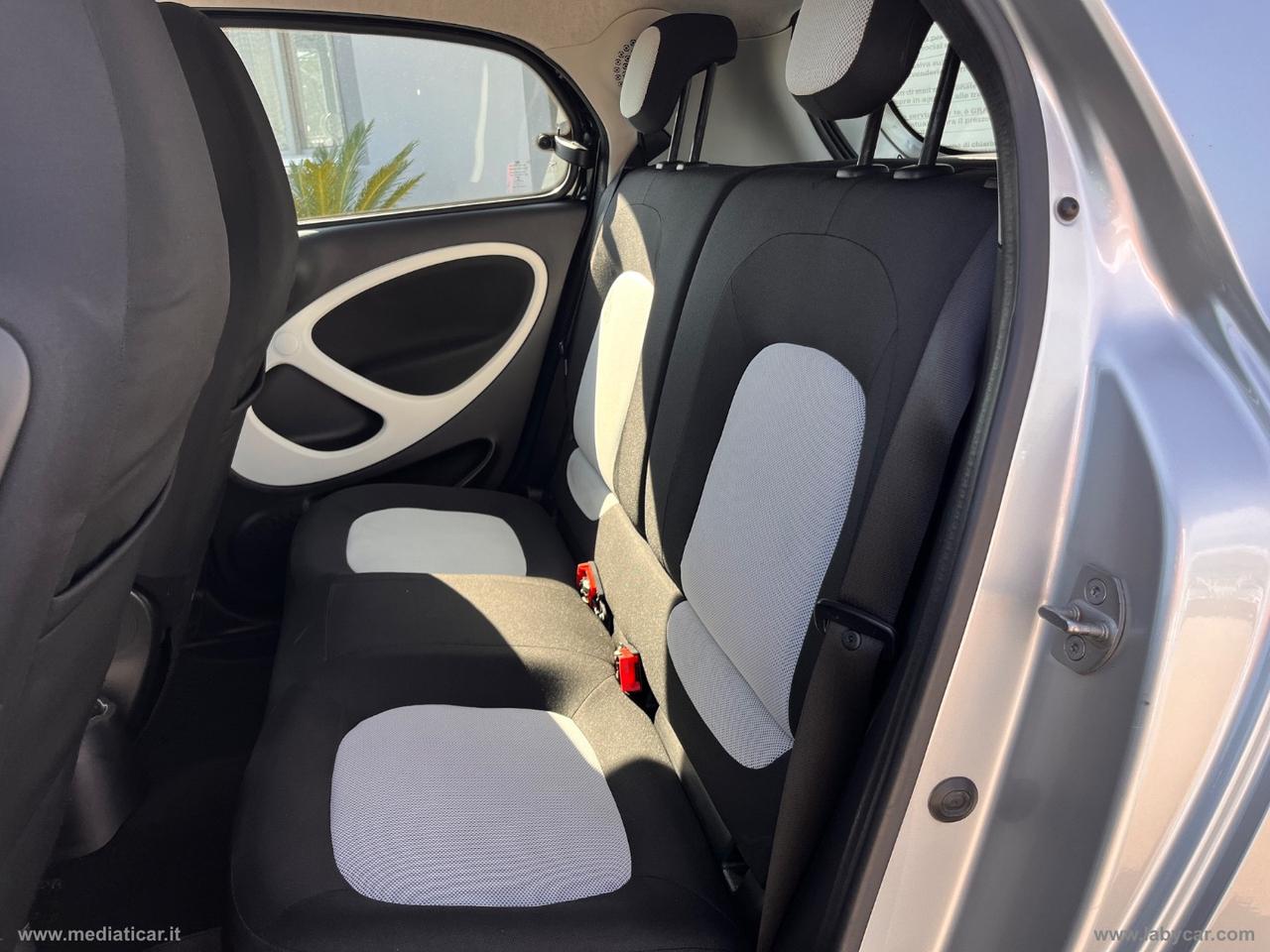 SMART forfour 70 1.0 Passion