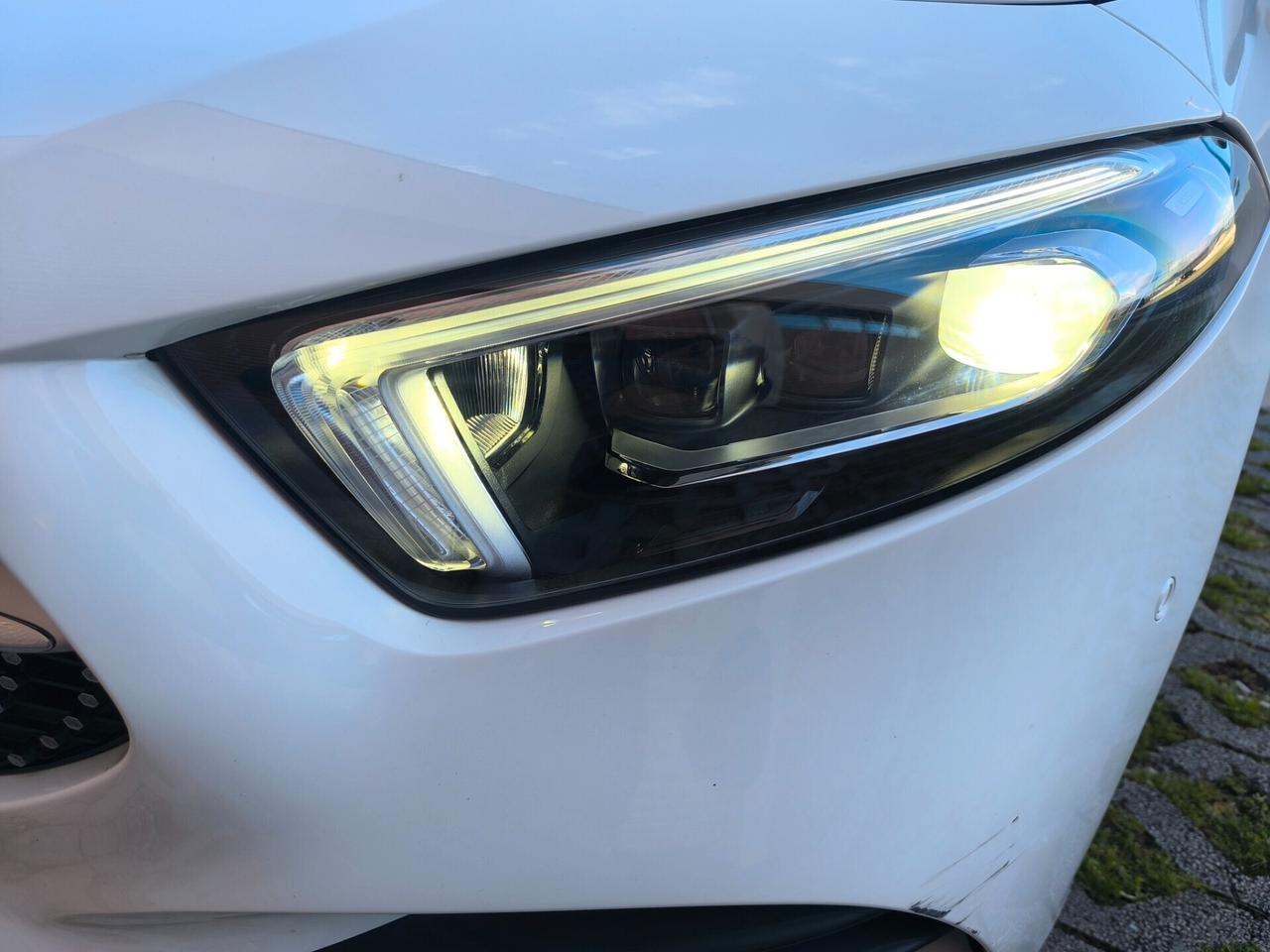 Mercedes-benz A 180 d Automatic AMG Line Premium Plus