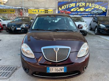 Lancia Ypsilon 1.3 MJT 75 CV Diva