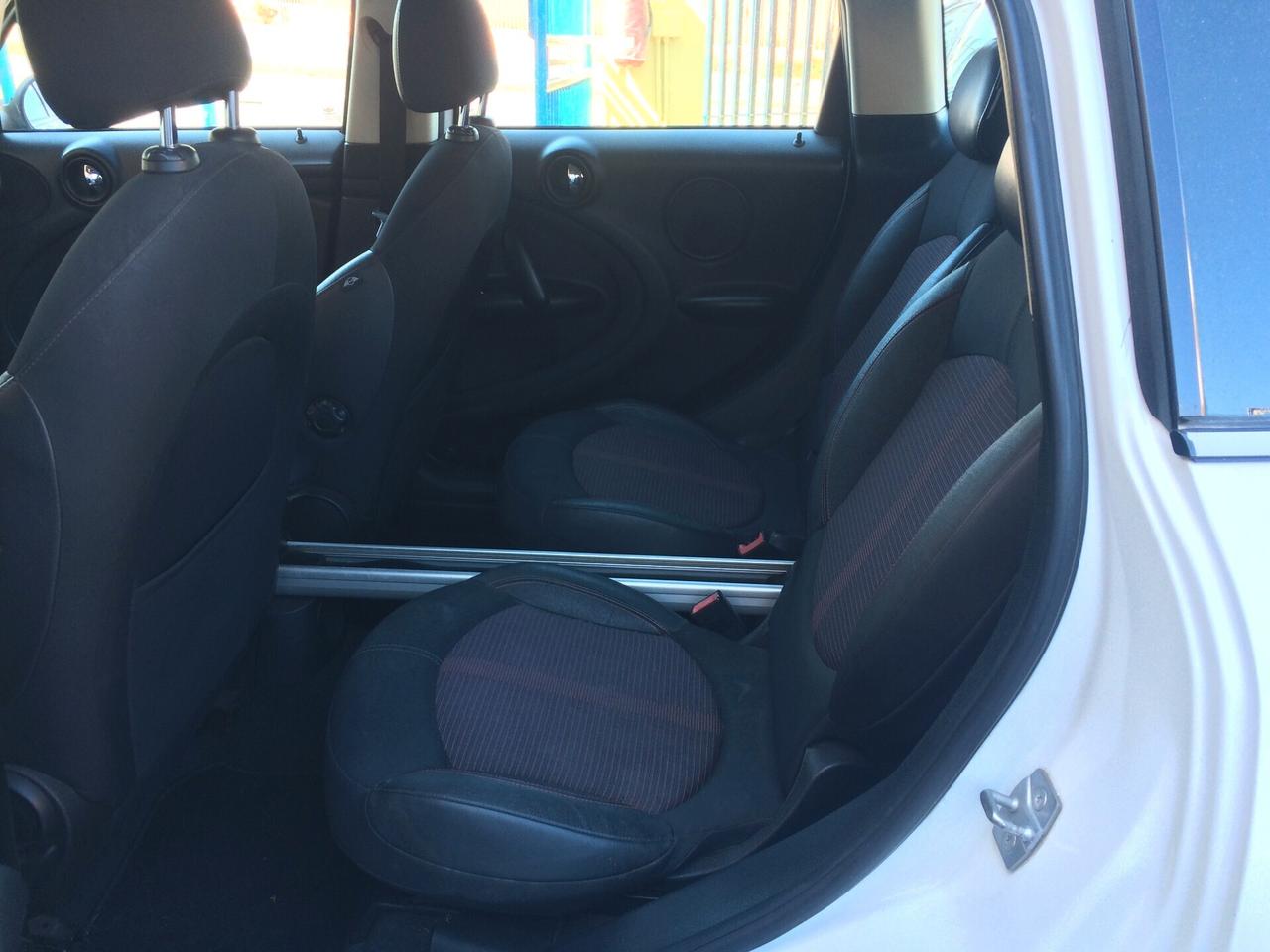 2011 Mini Cooper D Countryman 1.6 tagliandata !! per neopatentati!!!