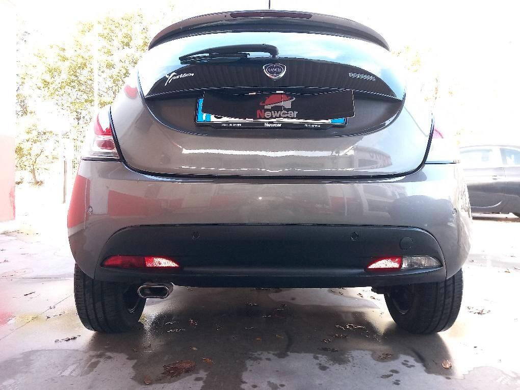 Lancia Ypsilon 1.0 FireFly 5 porte S&S Hybrid Gold km 29000 monitor android sensori GARANZIA TOTALE