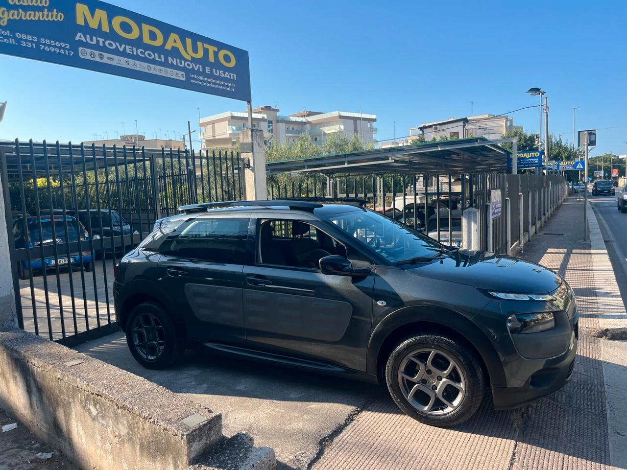 Citroen C4 Cactus 1.6 HDI CV 100 Shine UsatoGarantito