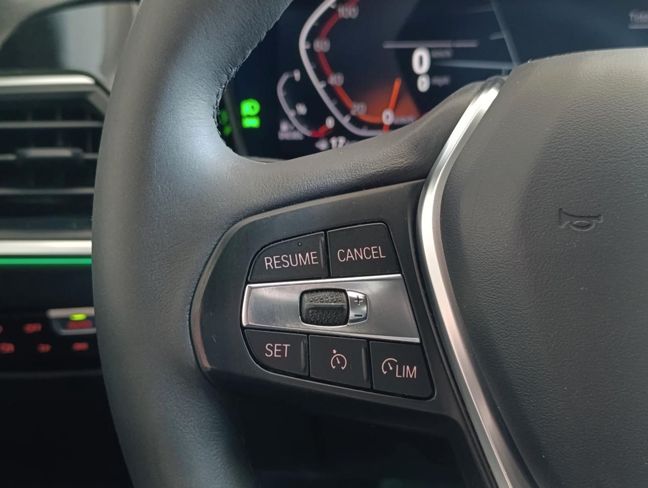 BMW 320 d Touring mhev 48V xdrive Sport auto