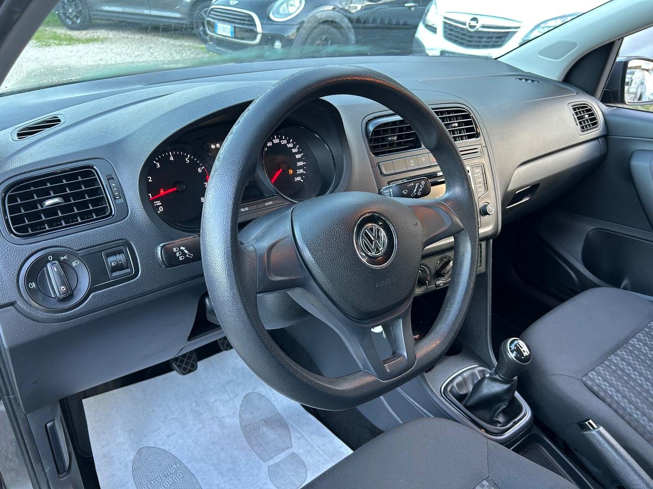 Volkswagen Polo 1.0MPI 5P NEOPATENTATI COMFORTLINE