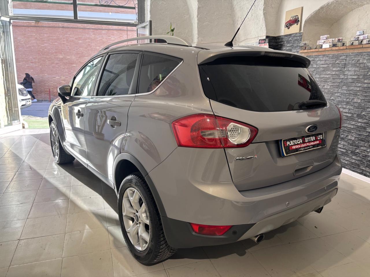 Ford Kuga 2.0 TDCI 163 CV 4WD Titanium