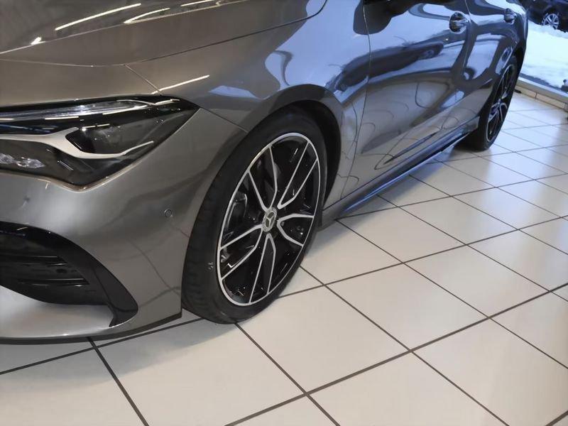 Mercedes-Benz CLA CLA 200 d AMG Line NIGHT PACK MBUX LED