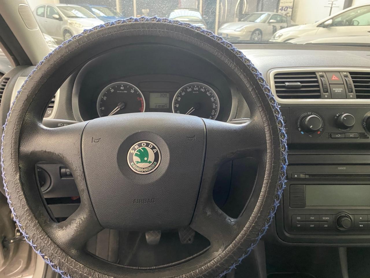 Skoda Fabia 1.2 12V 70CV 5p. Style