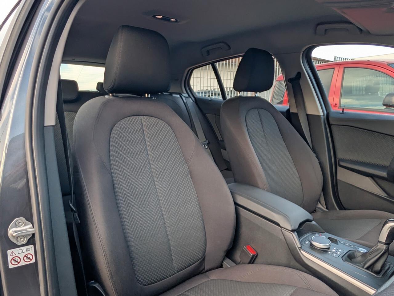 Bmw 116 116d 5p. Business Advantage