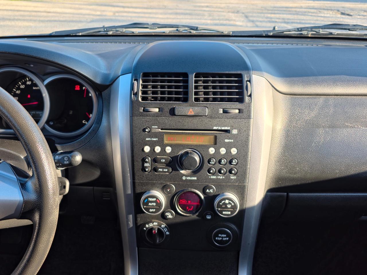 Suzuki Grand Vitara 1.9 DDiS 3 porte Offroad 2011-E5B Manuale NEO