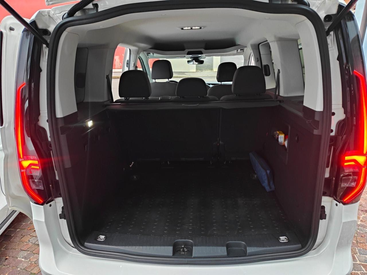 Volkswagen Caddy 2.0 TDI 122 CV DSG Life
