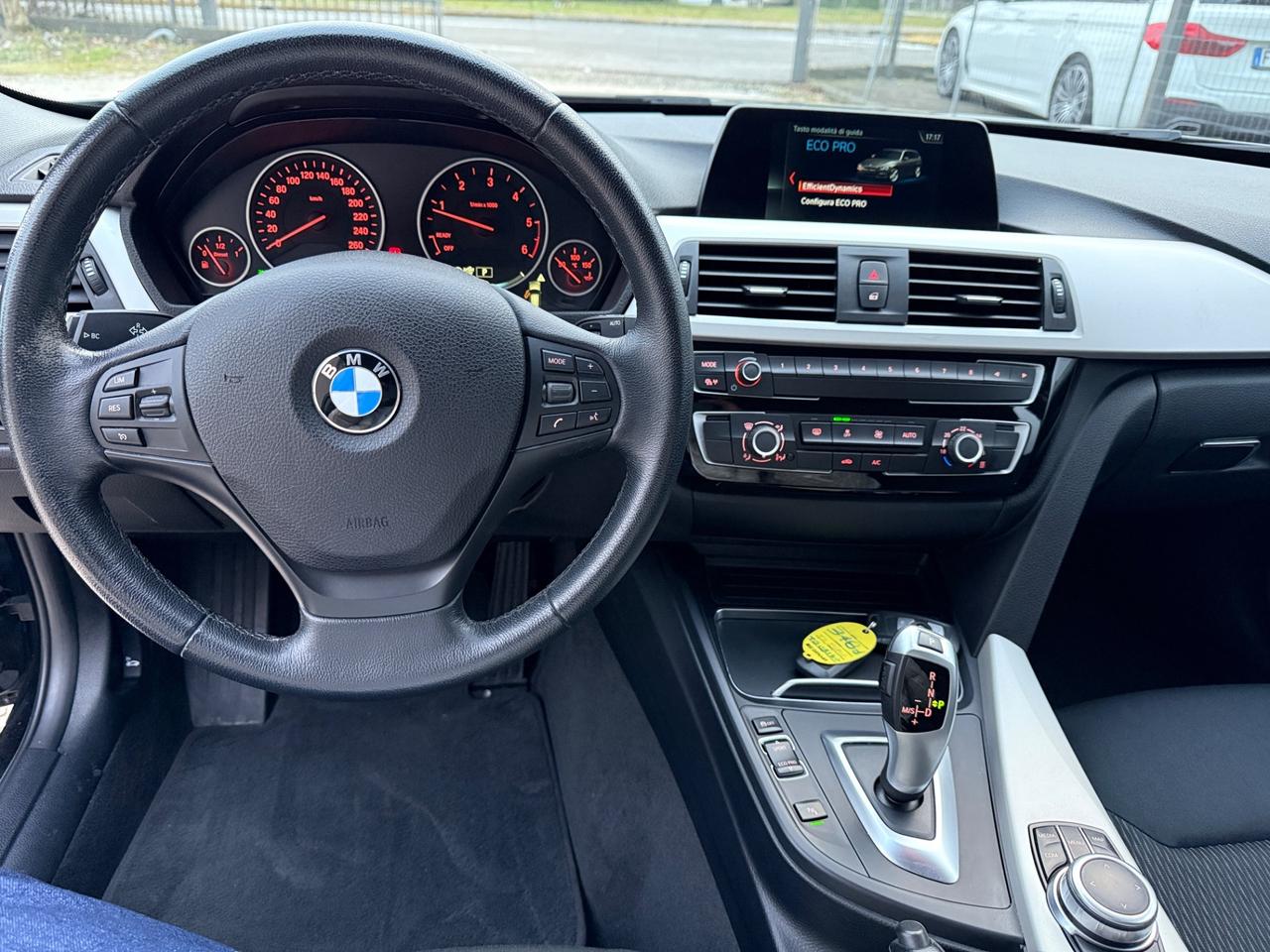 Bmw 318 318d touring sport restyling navi+led euro6d