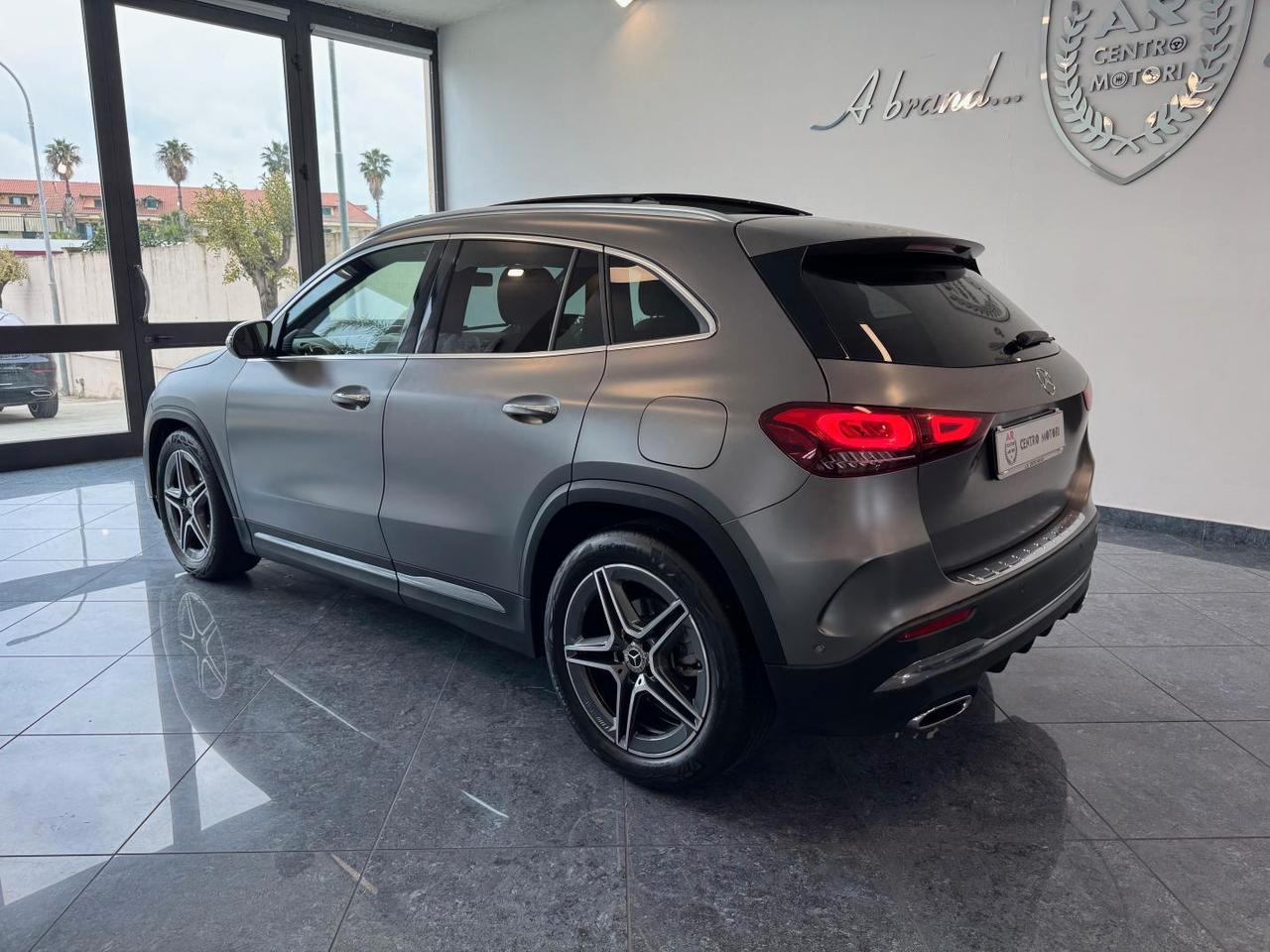 Mercedes GLA 200d AMG Premium Tetto Soli 29000 km