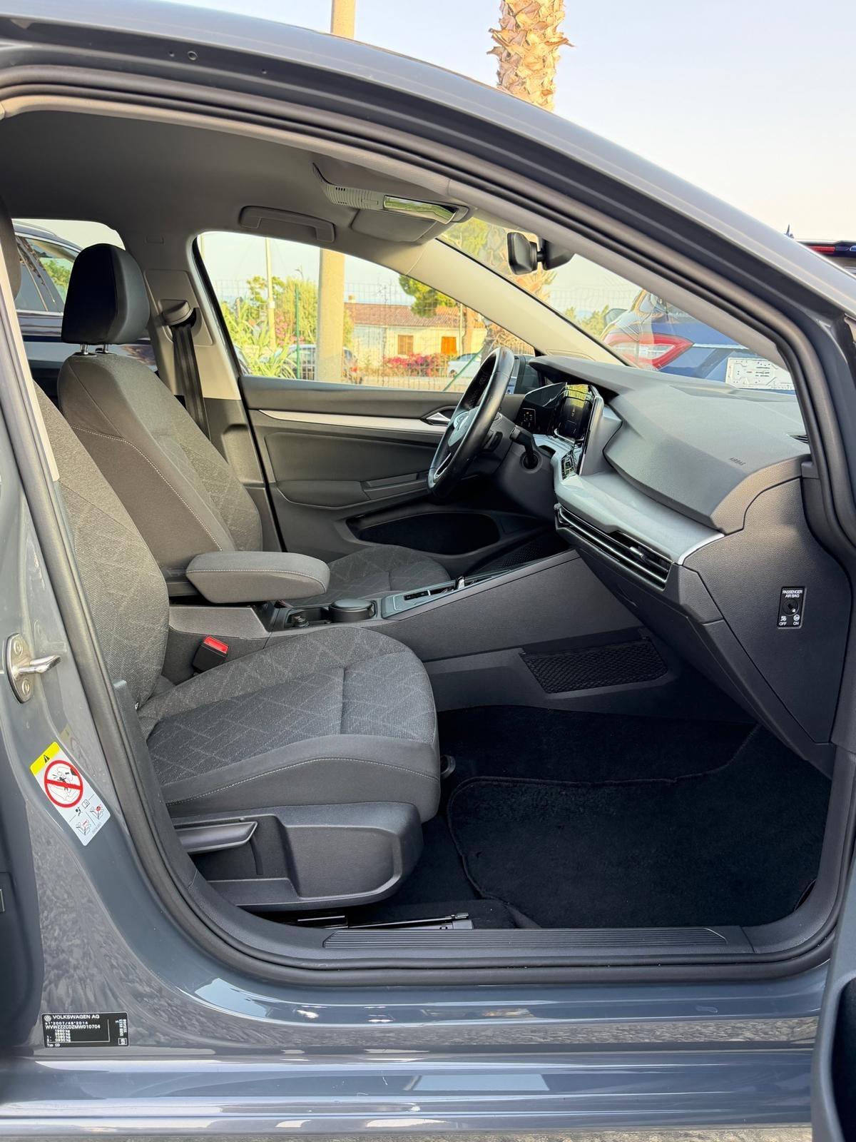 Volkswagen Golf 2.0 TDI 150 CV DSG SCR Life