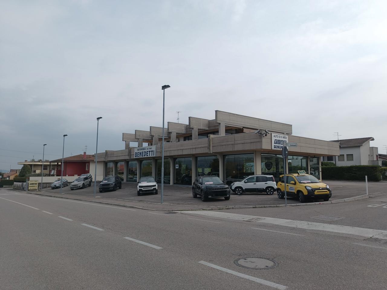 Jeep Avenger 1.2 Turbo 100 CV MHEV Summit