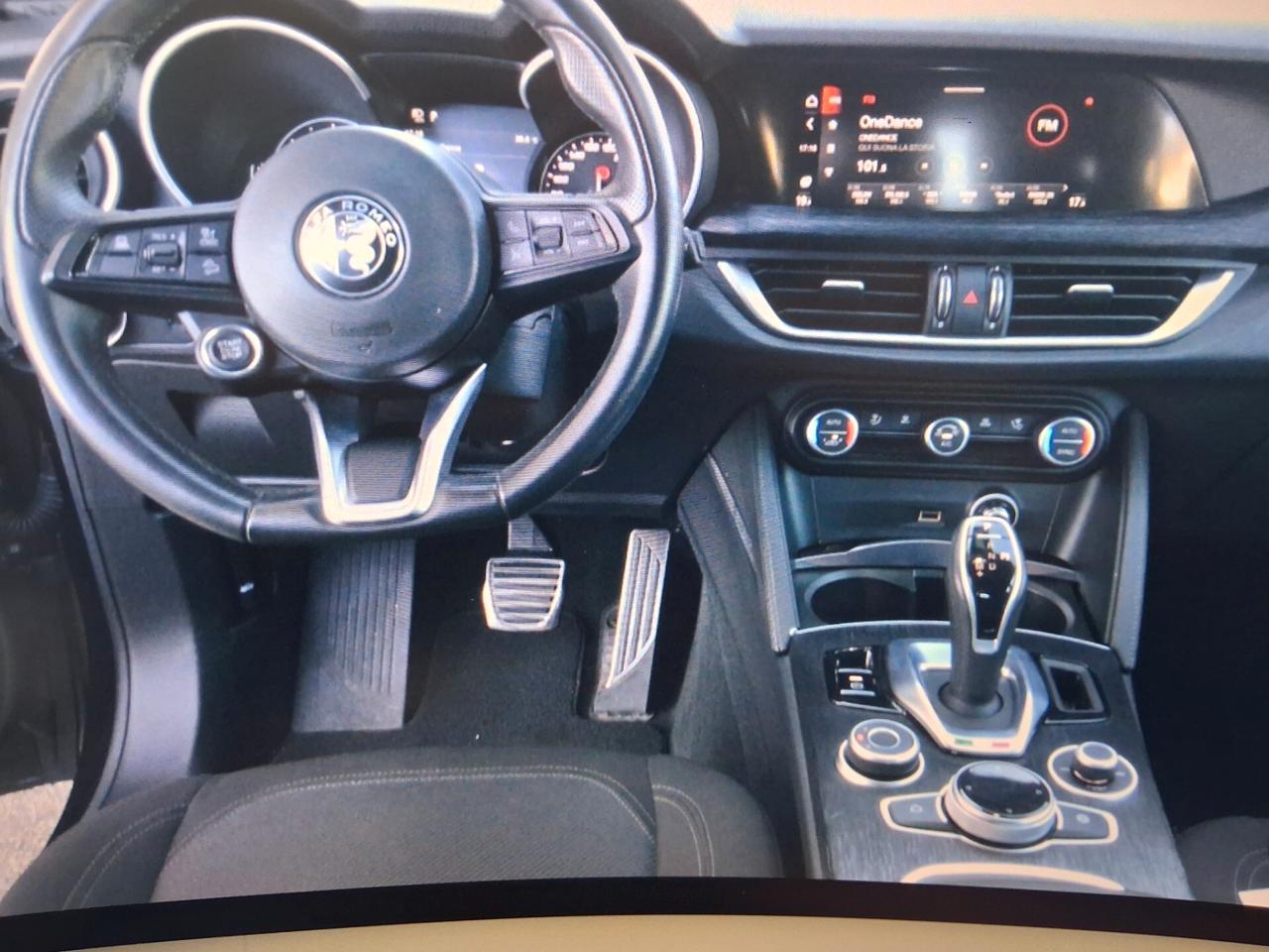 Alfa Romeo Stelvio 2.2 Turbodiesel 190 CV AT8 Q4 Business