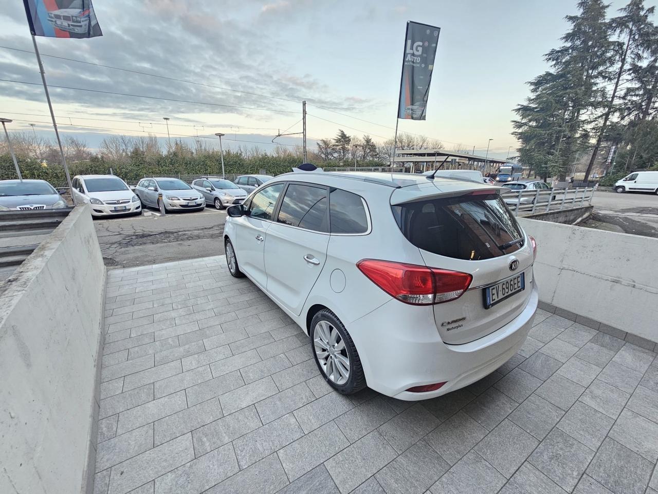 Kia Carens 1.7 CRDi 115 CV Cool