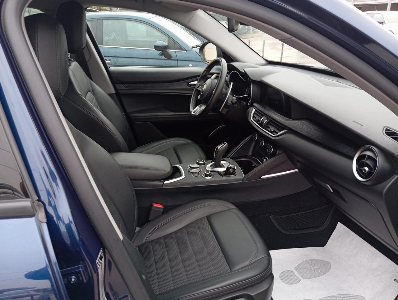 Alfa Romeo Stelvio 2.2 Turbodiesel 190 CV AT8 Q4 Executive