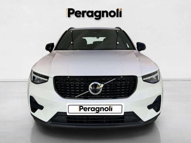 VOLVO XC40 B3 PLUS DARK AUTOMATICA KM0