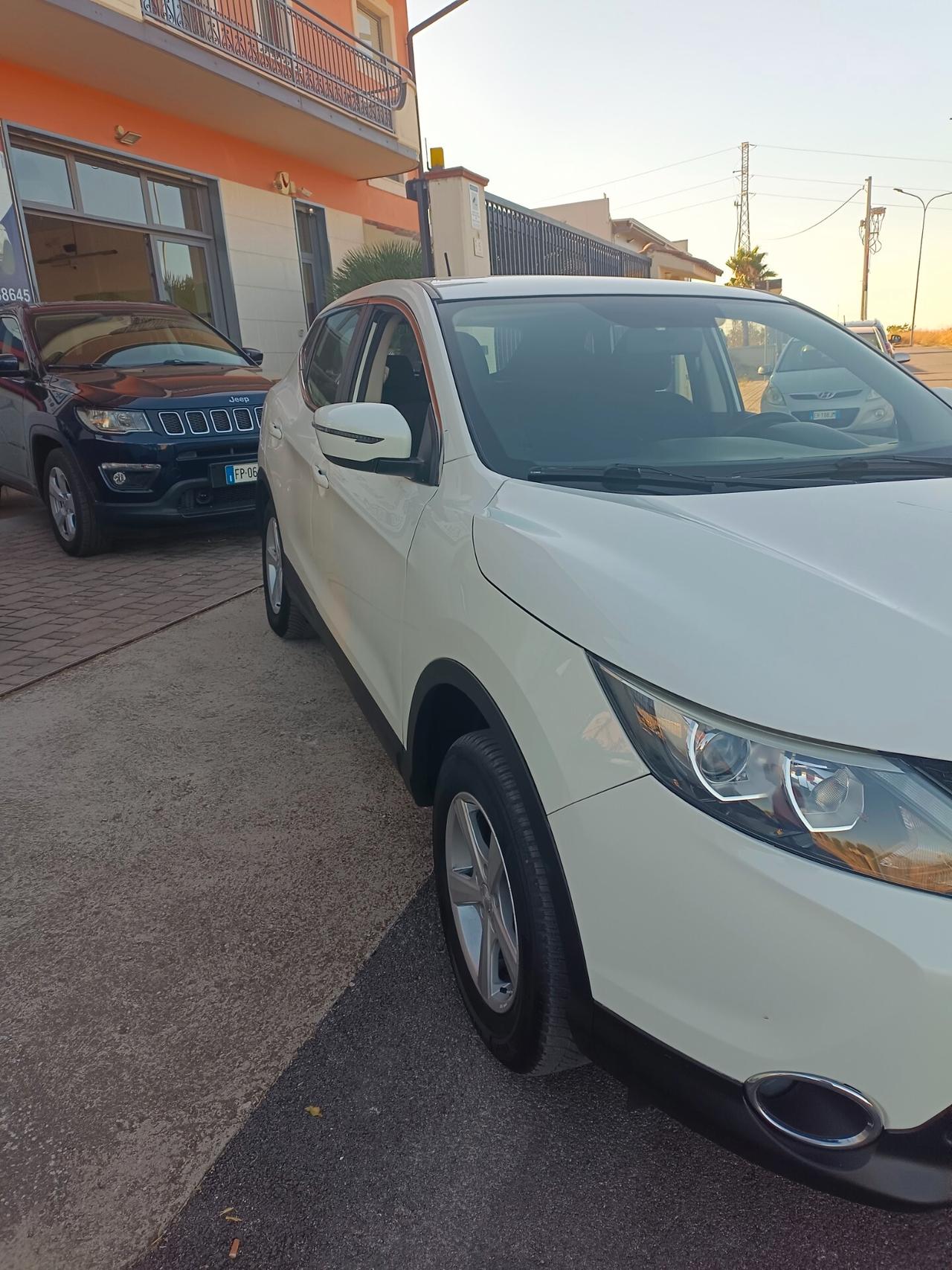 Nissan Qashqai 1.5 dCi Visia