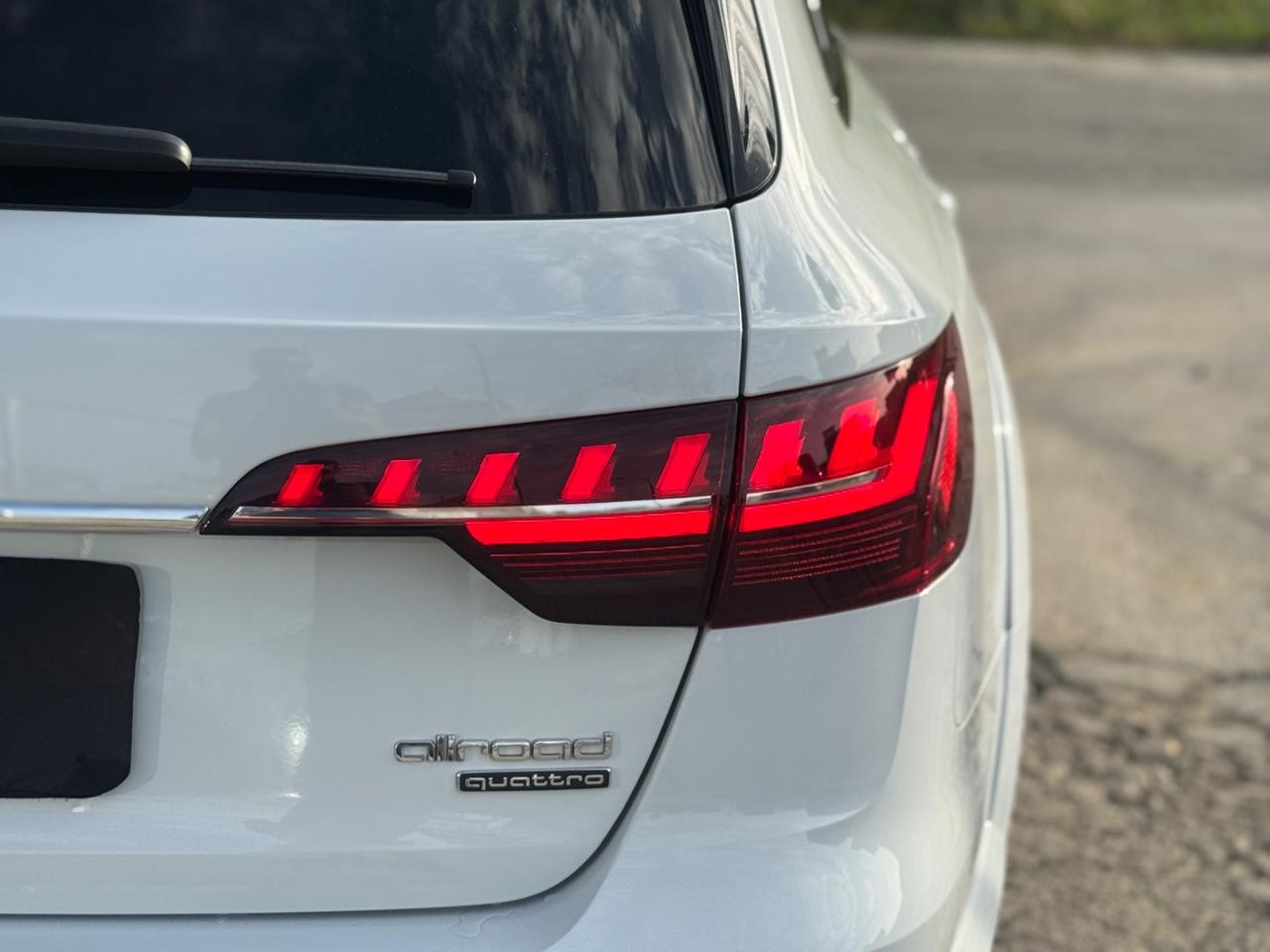 AUDI A4 ALLROAD 40 TDI 204 CV MHEV FULL IVA