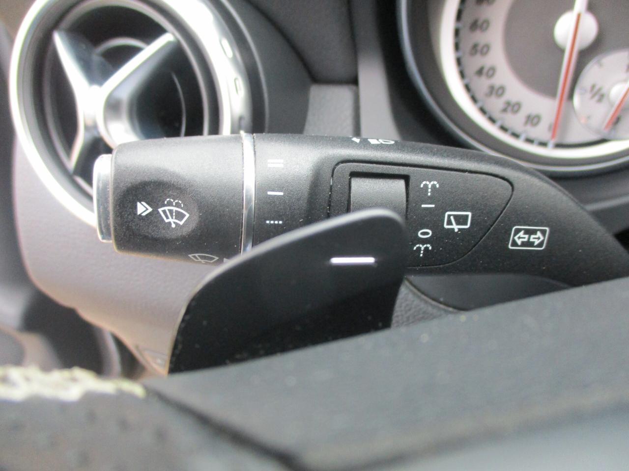 Mercedes-benz GLA 200 D 90..000 KM (NUOVA)