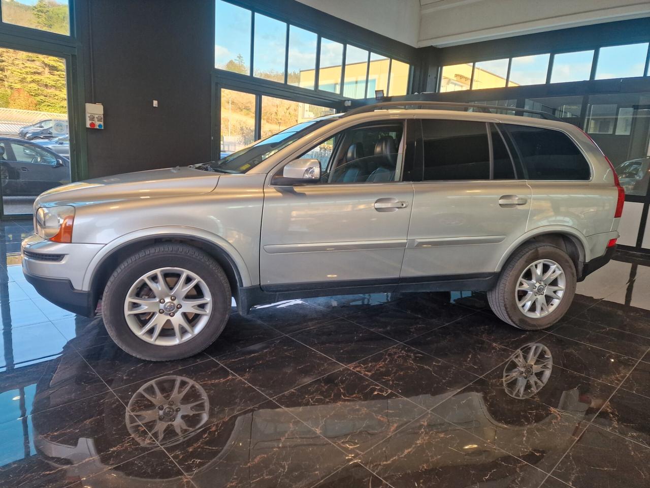 Volvo XC 90 XC90 2.4 D5 185 CV aut. AWD Executive
