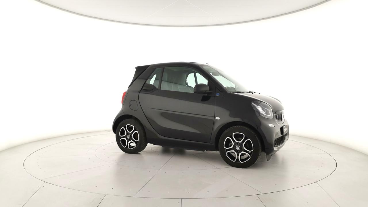 SMART Fortwo III 2015 Cabrio - fortwo cabrio eq youngster my19