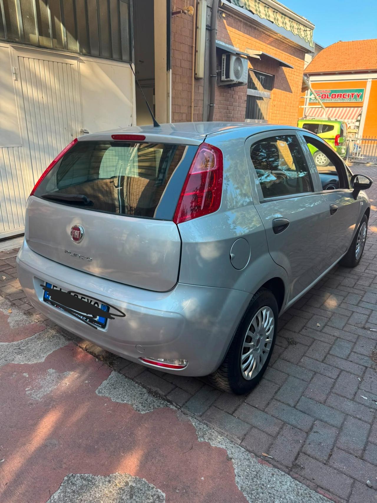 Fiat Punto 1.2 Lounge euro 6 - 2015