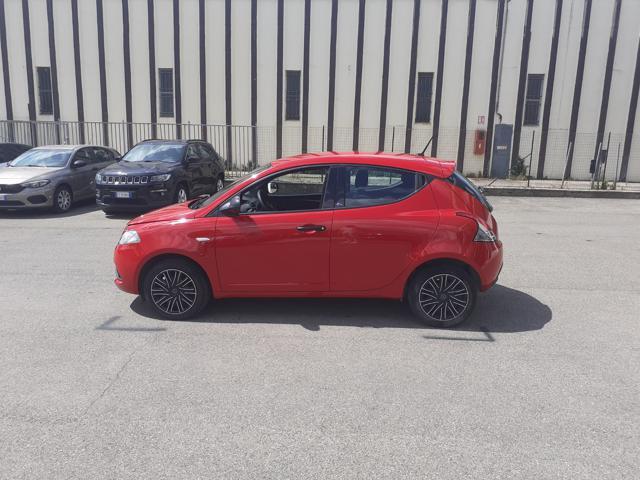 LANCIA Ypsilon promo finanziamento 1.2 69 CV 5 porte GPL Silver