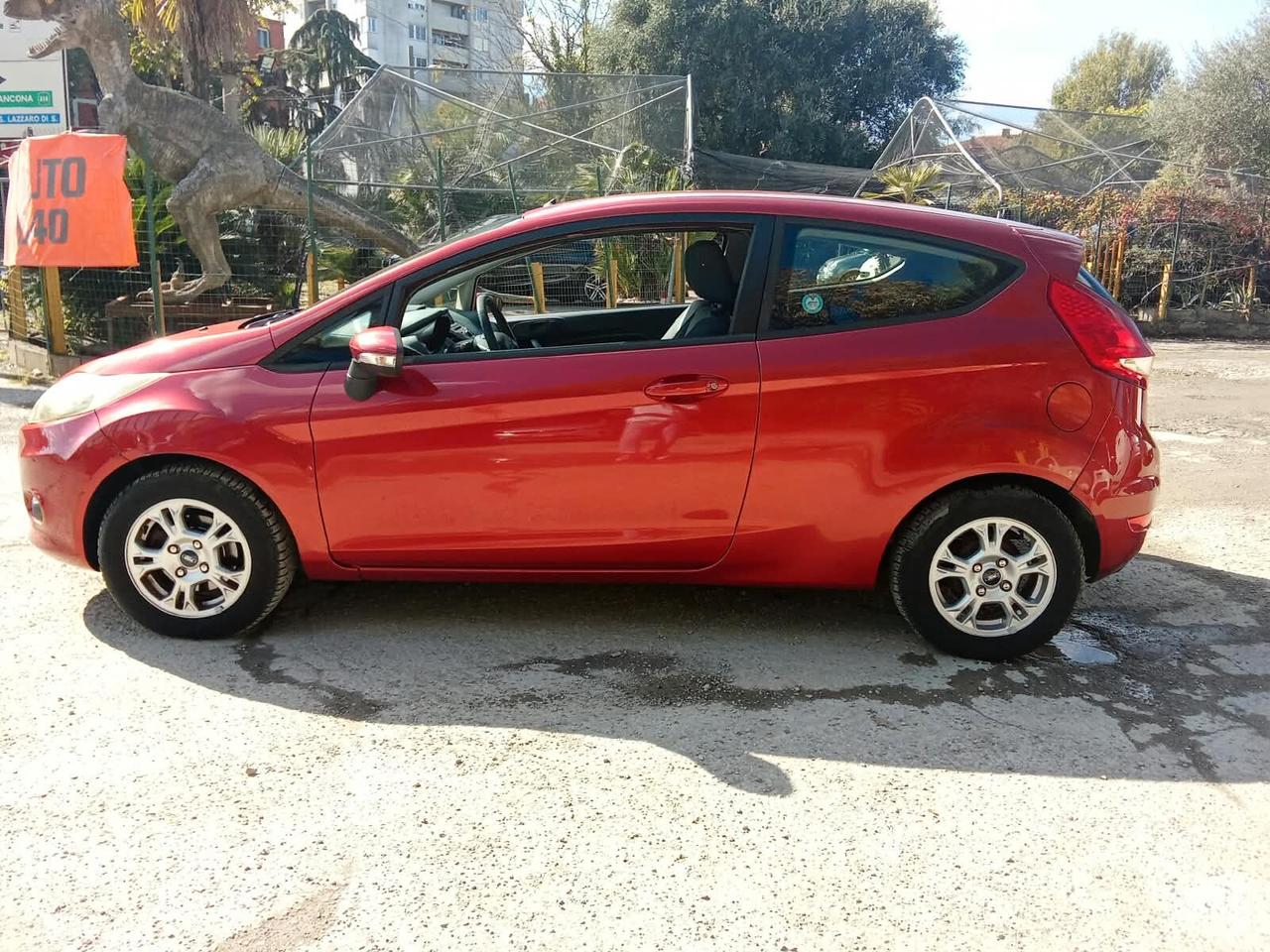 Ford Fiesta Fiesta+ 1.4 TDCi 68CV 3 porte