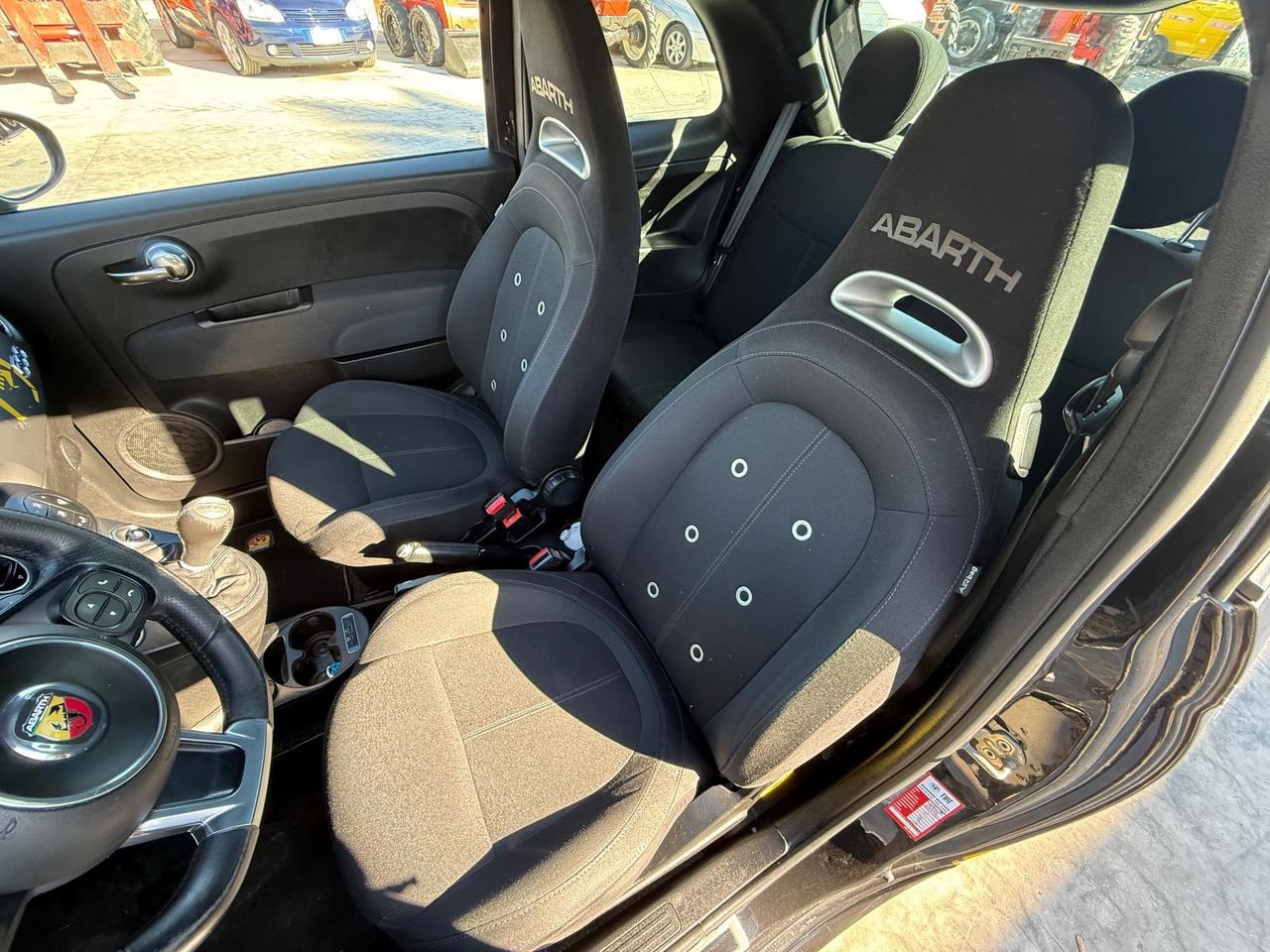 Trattore Abarth 595 1.4 Turbo T-Jet 160 CV Pista