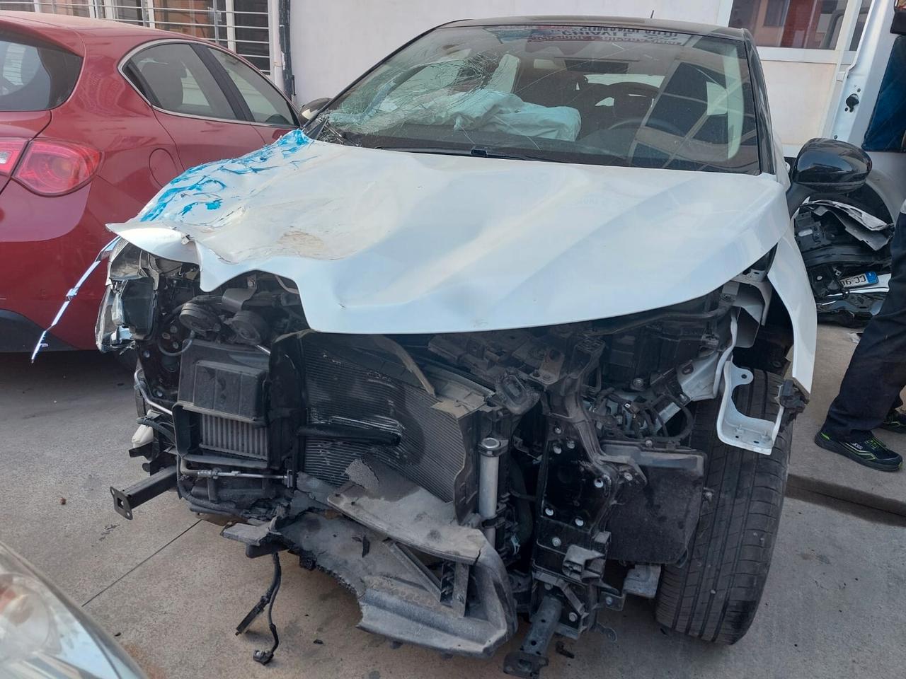 Renault Captur TCe 100 CV GPL Intens