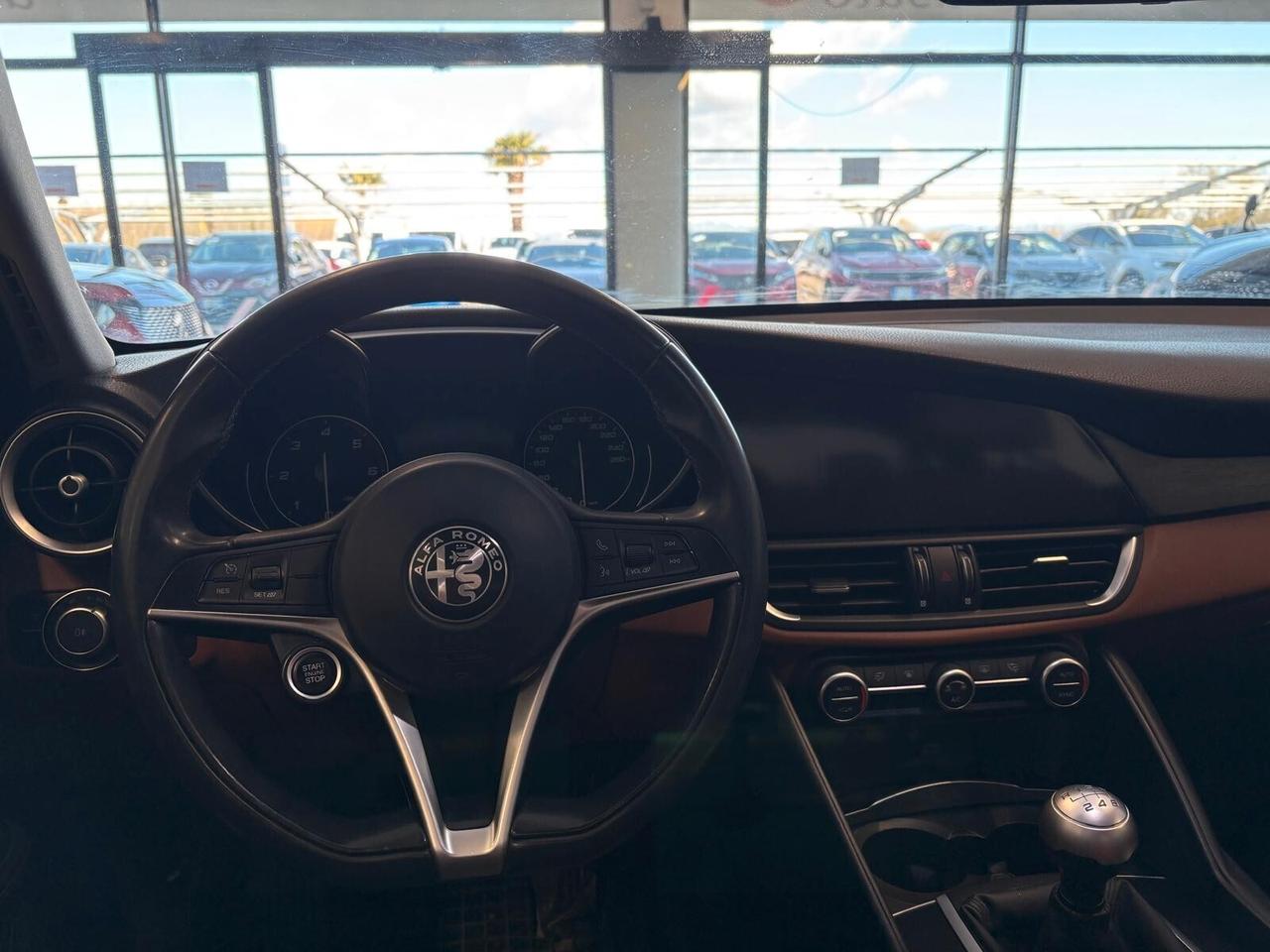 Alfa Romeo Giulia SUPER 2.2 Turbodiesel 180 CV 6mt UNICO PR.