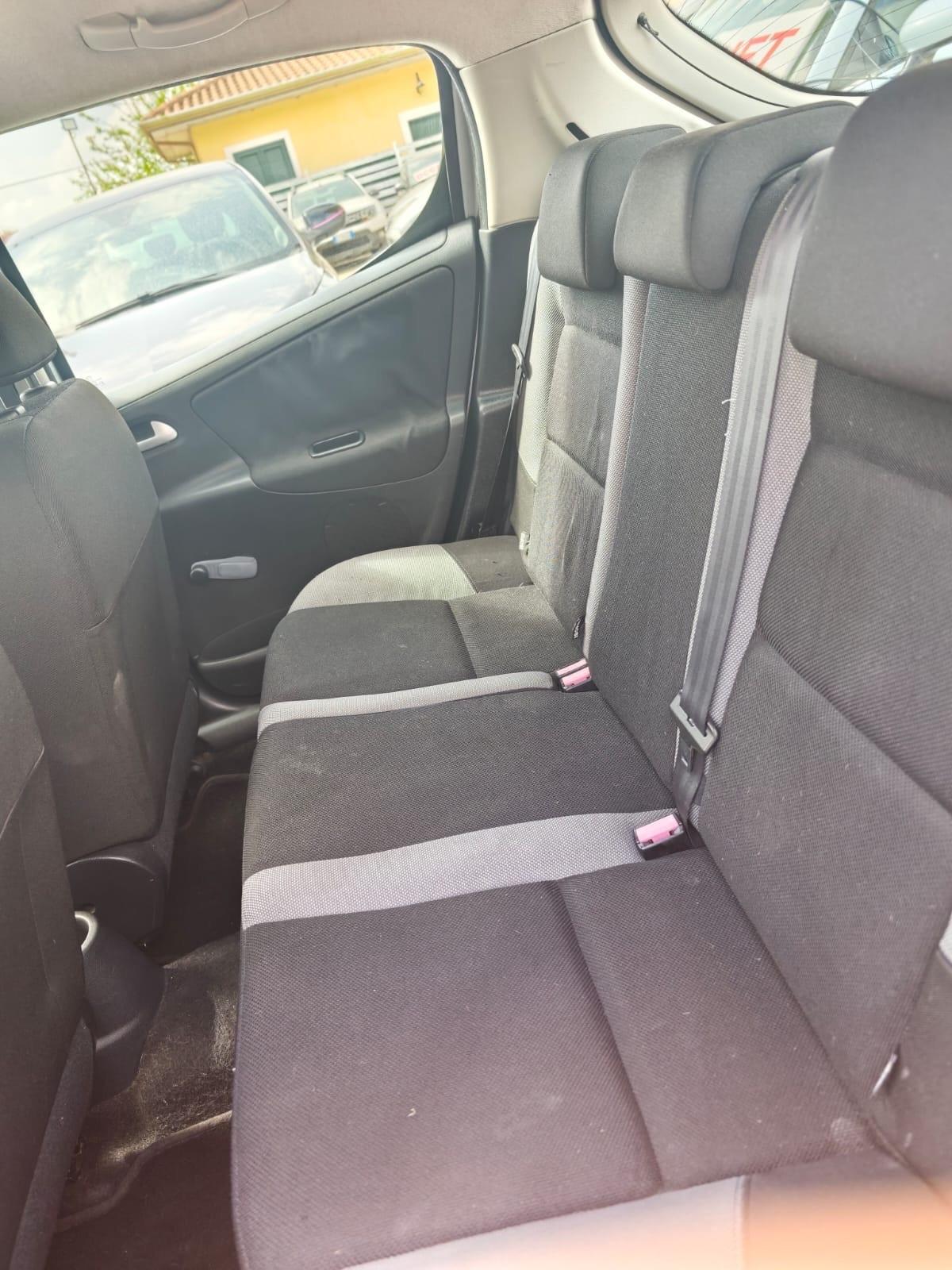 Peugeot 207 1.4 HDi 70CV 5p. Garantita 12 mesi