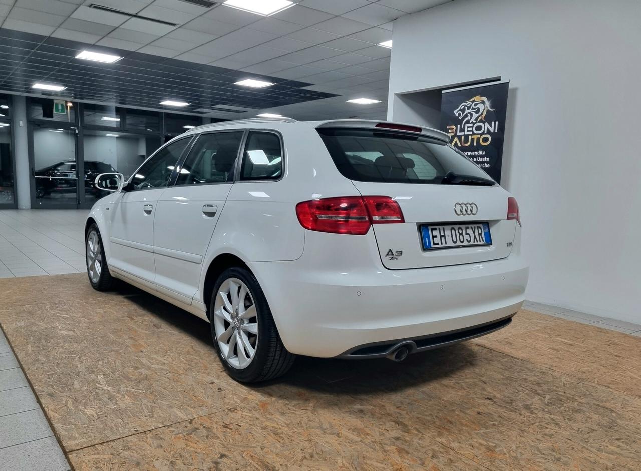 AUDI A3 1.6 TDI 105 CV S tronic AMBITION